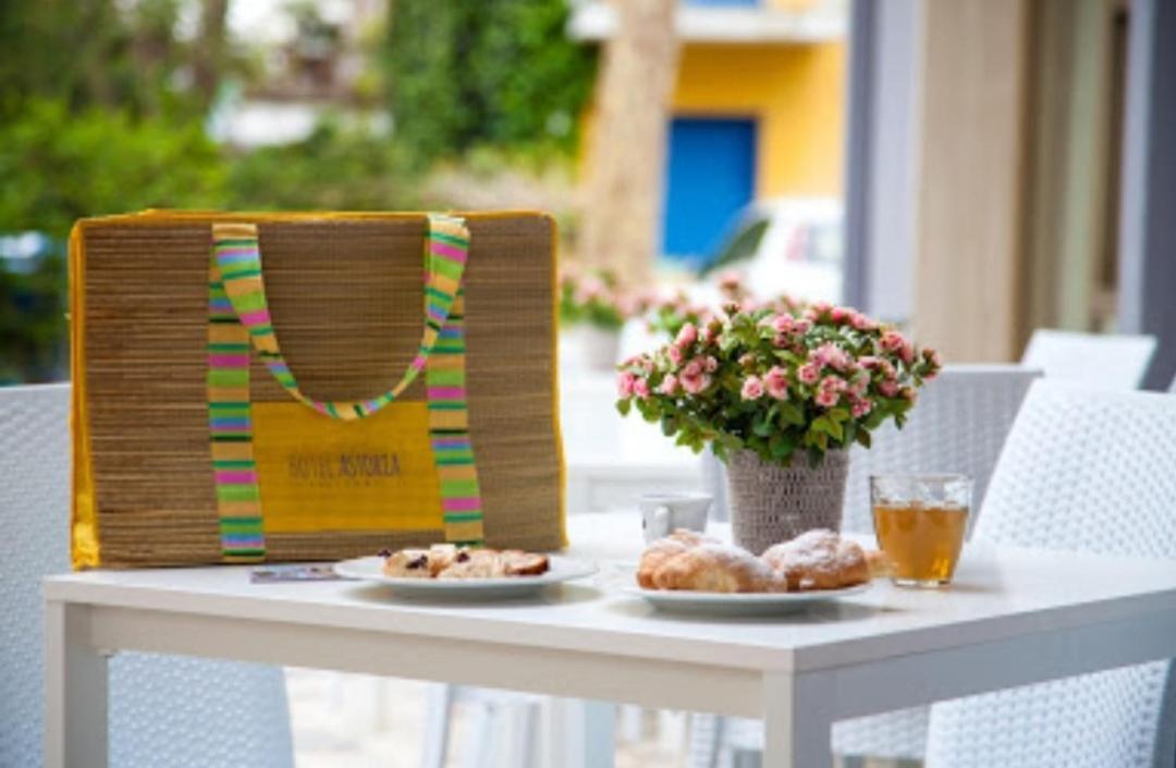 Hotel Astoria リッチョーネ エクステリア 写真
