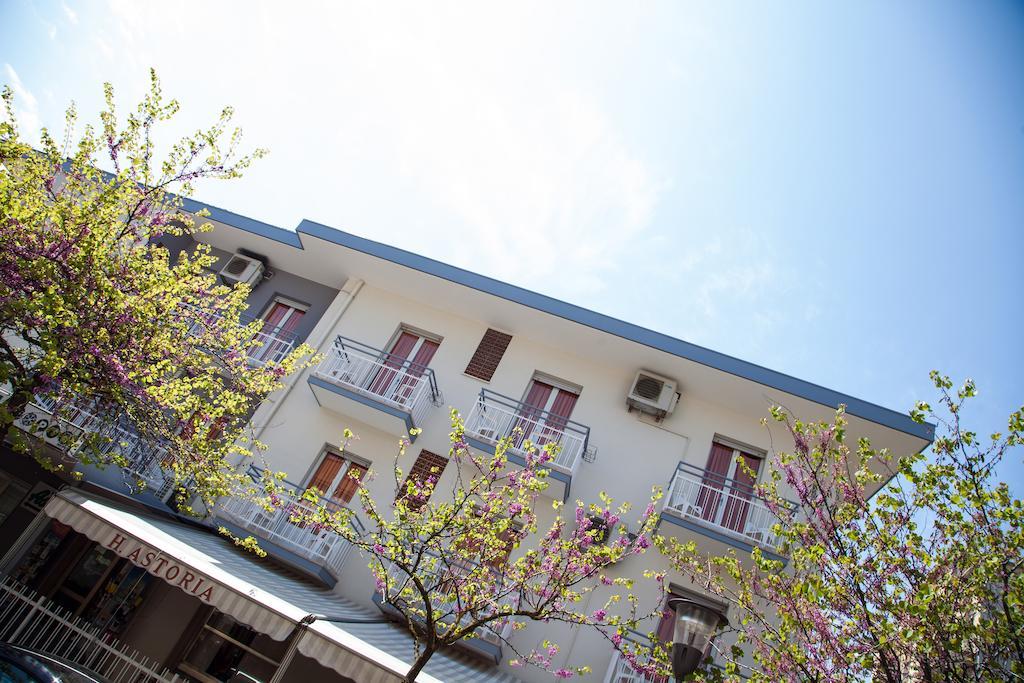 Hotel Astoria リッチョーネ エクステリア 写真